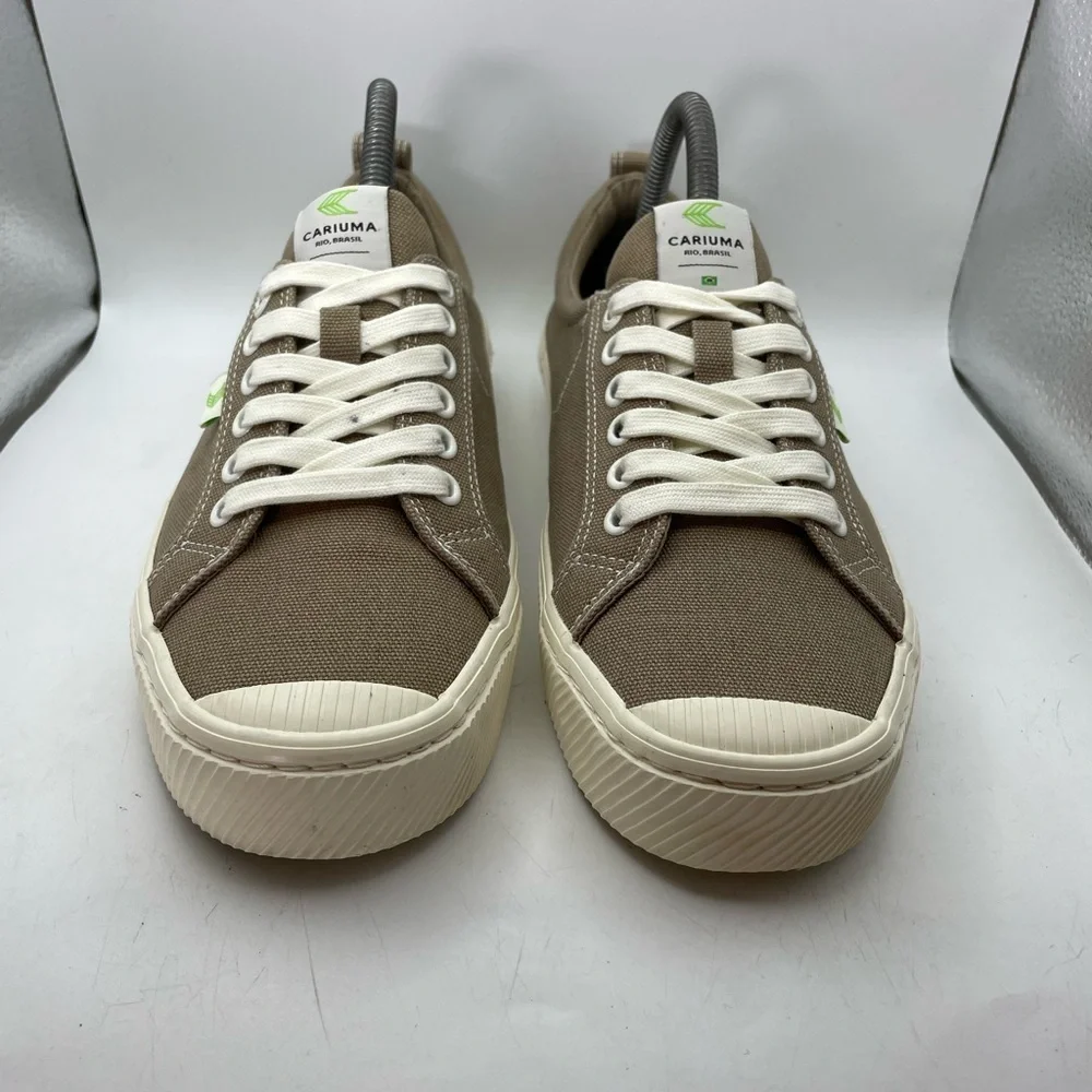 Cariuma OCA women’s brown sneakers size 9.5